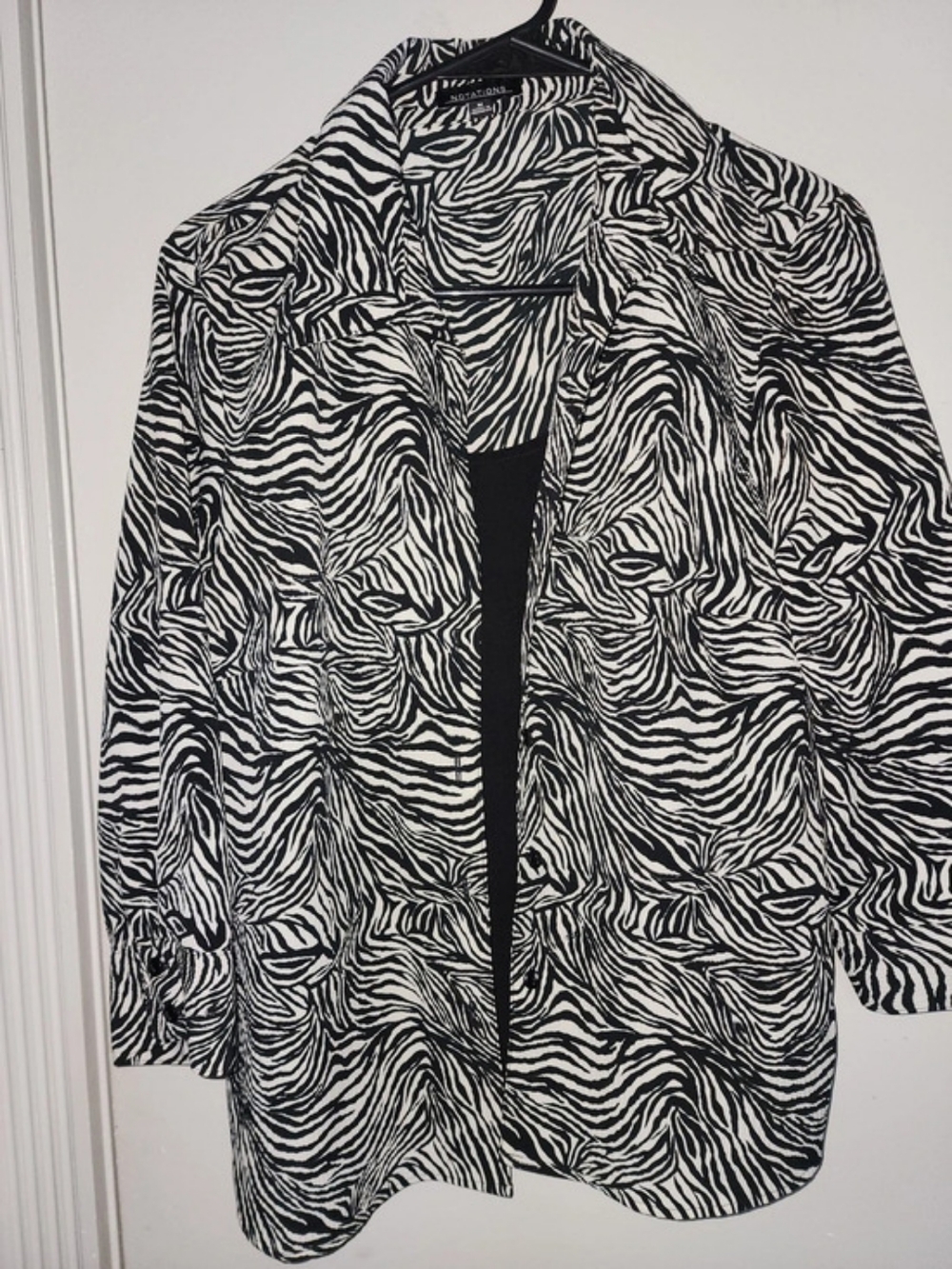 Chic Notations Zebra Print Open Front Blazer in Black & White Size Medium